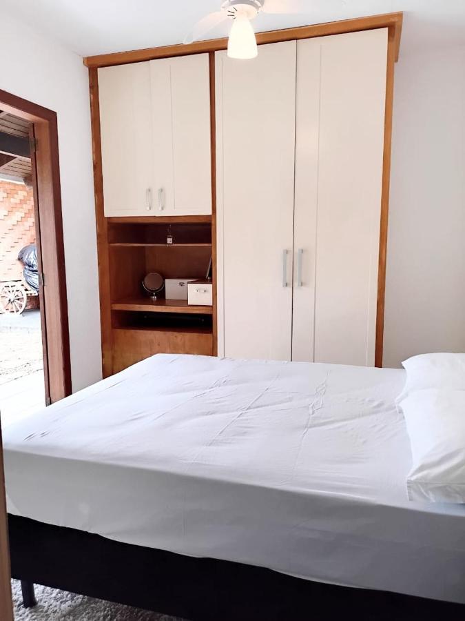 Le Loup Residencia Para Hospedagem Suites 2 布卢梅瑙 外观 照片